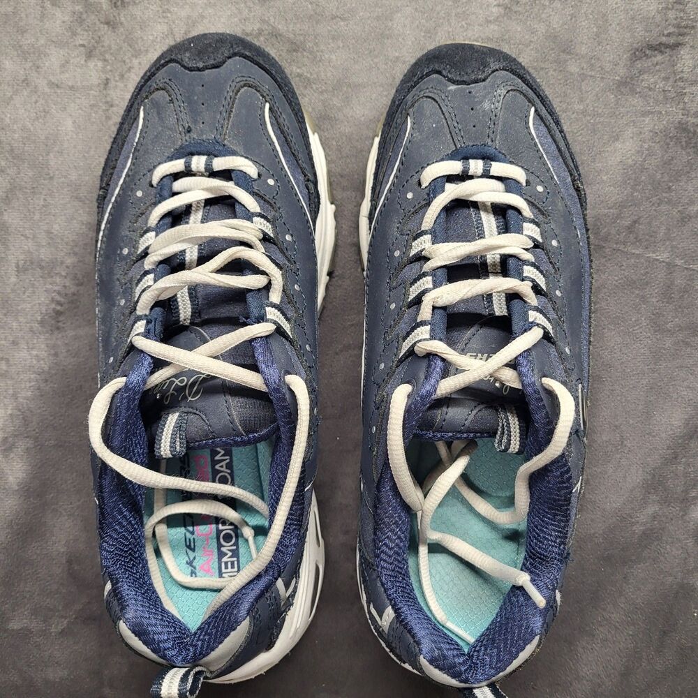 Sketchers D’Lite Women’s 8.5 US Navy & White Memory Foam Air Cooled Tennis Shoes